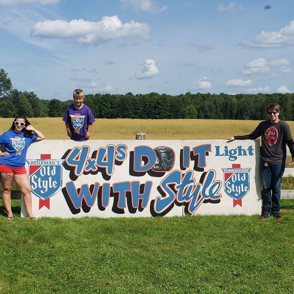 Meet your Posher, Nikki - Picture 1 of 1